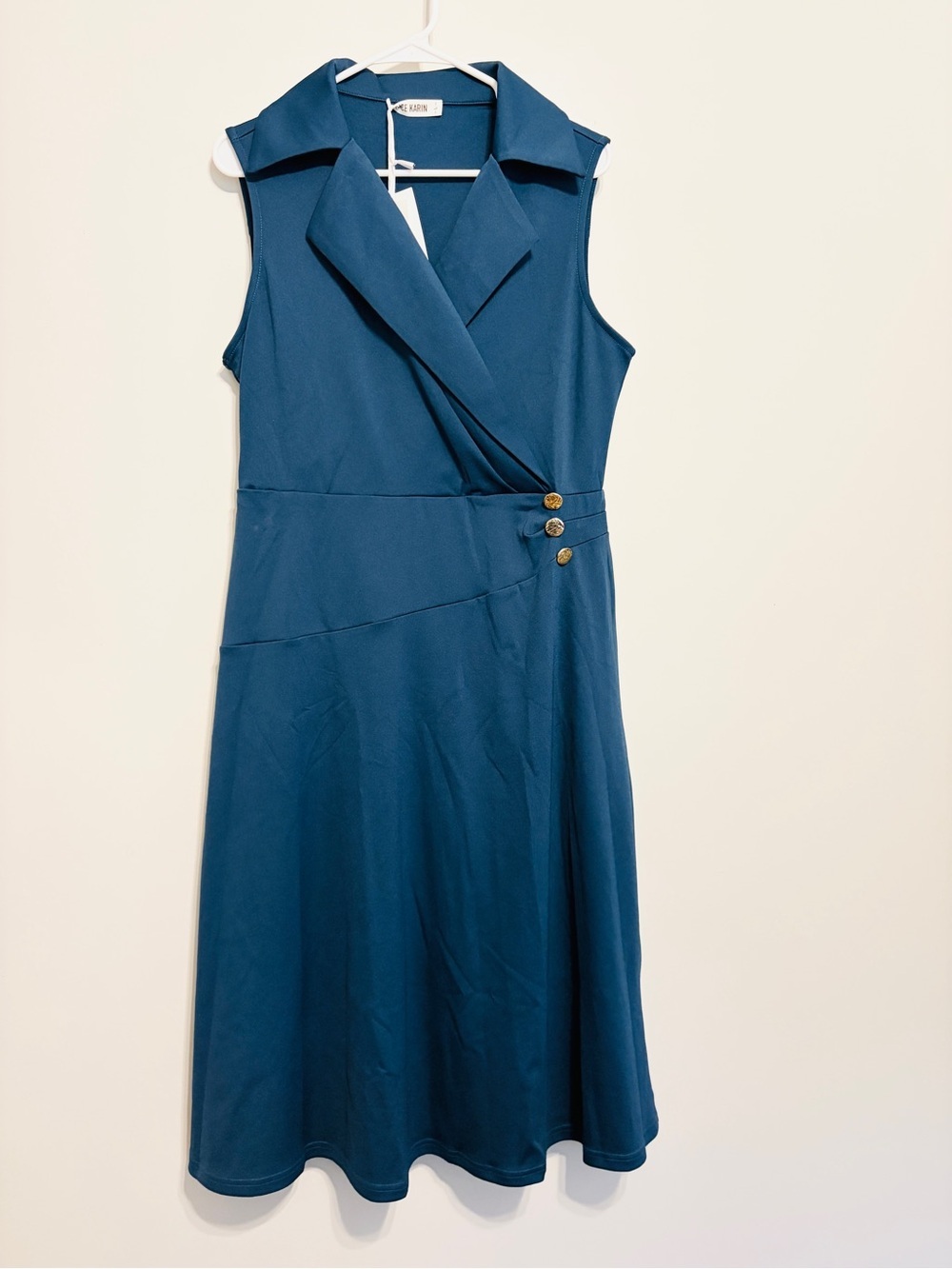 Sleeveless Teal Wrap-Style Dress with Notch Collar